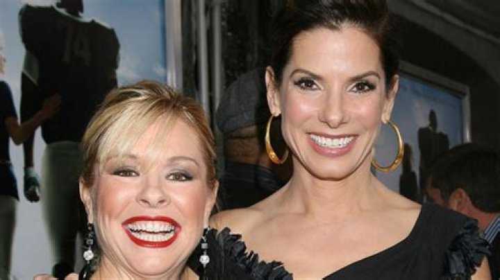 Sandra Bullock Was ‘Scared’ Of Leigh Anne Tuohy When They Met – Hollywood Life