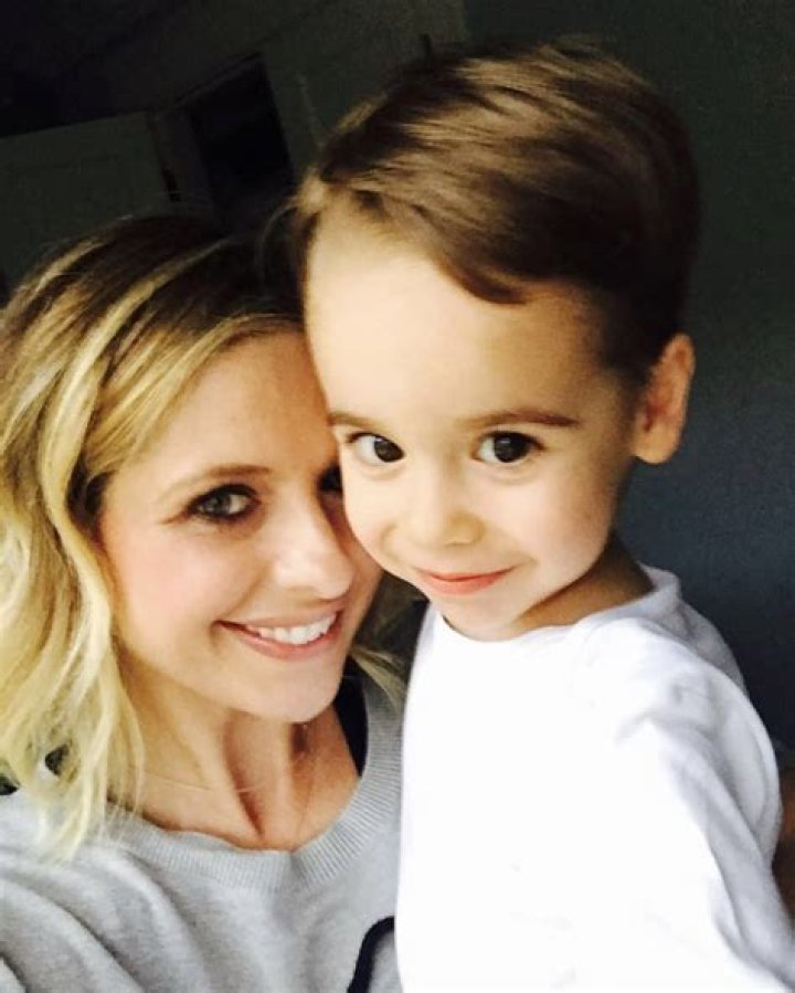 Sarah Michelle Gellar Admits Her Kids, 8 & 11, Got ‘Hooked’ On ‘Buffy’ In Quarantine — Watch