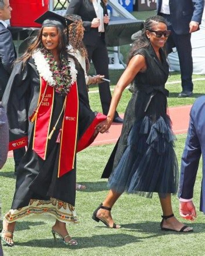 Sasha Obama, 17, Looks All Grown Up In Black Slit Dress For Prom Ahead Of High School Graduation