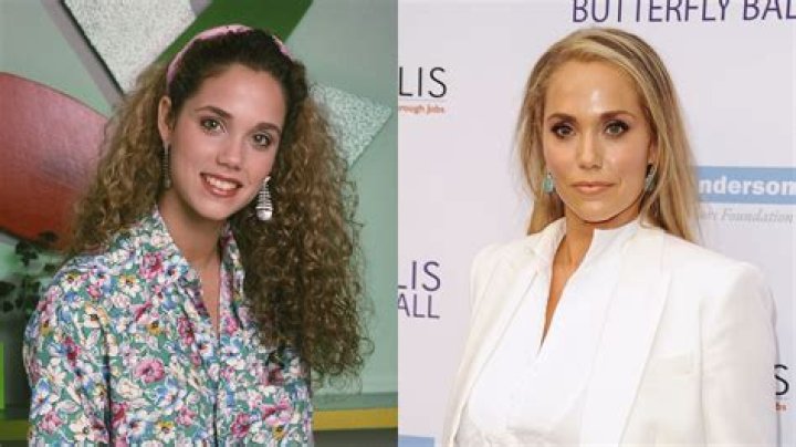 Elizabeth Berkley Poses With Jessie Spano After Reunion – Hollywood Life