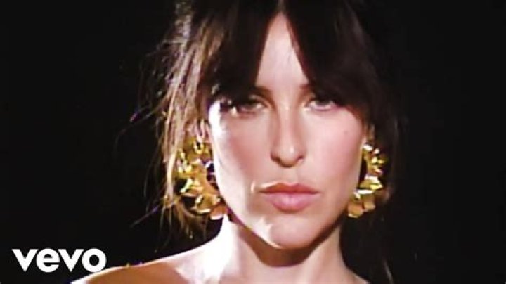 Scout LaRue, 30, Goes Naked In Video For ‘Love Without Possession’ – Hollywood Life