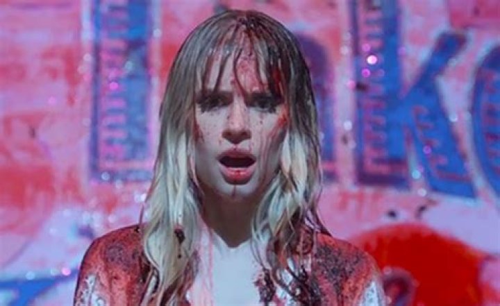 Jake’s Dead Body Falls From Above — ‘Happy Birthday To Me’ Recap – Hollywood Life