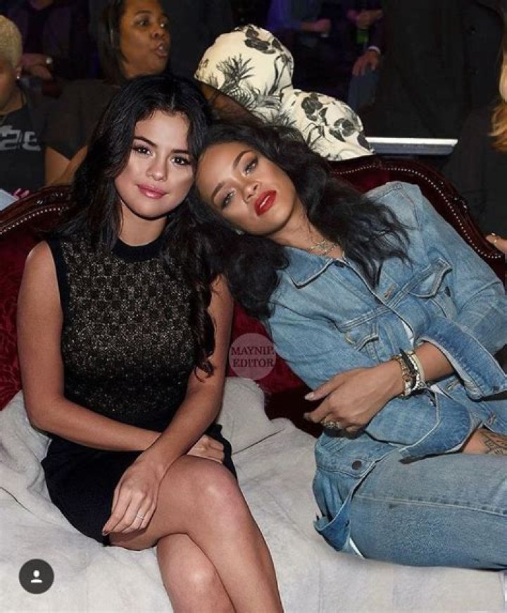 Meet Her Pals, Including Taylor Swift & More – Hollywood Life