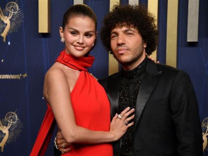 Selena Gomez Won’t Sing Justin Bieber Song On ‘Revival’ Tour — Which One? – Hollywood Life