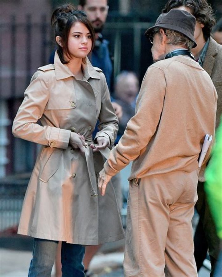 Selena Gomez On Woody Allen Movie Set — PICS