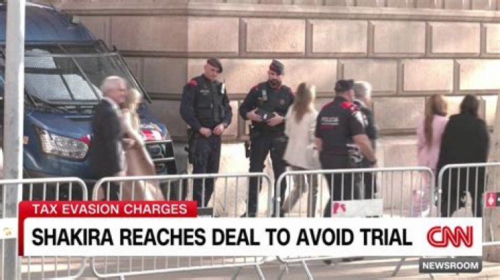 Shakira Rocks Daisy Dukes In 1st Photos Since News That She Faces 8 years In Jail: Photo