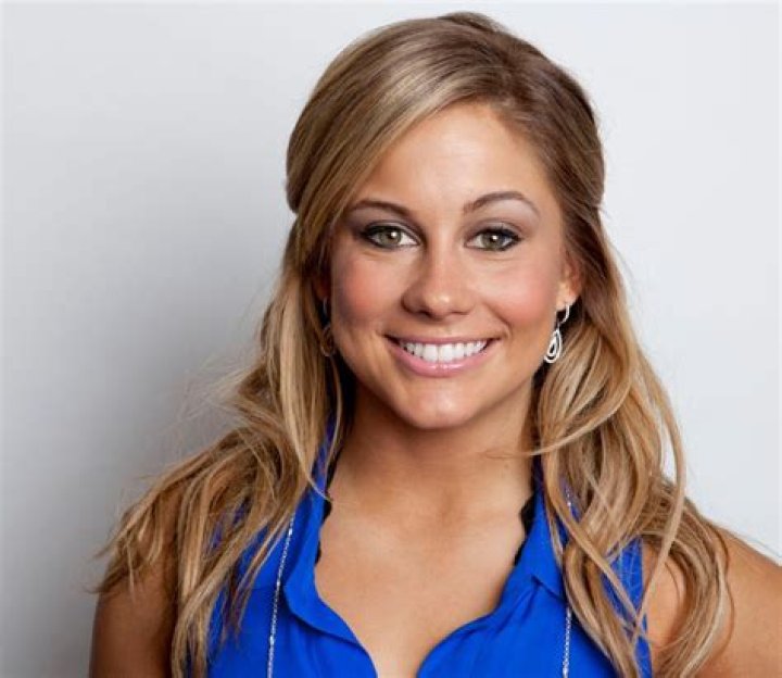 Expecting Third Child With Andrew East – Hollywood Life