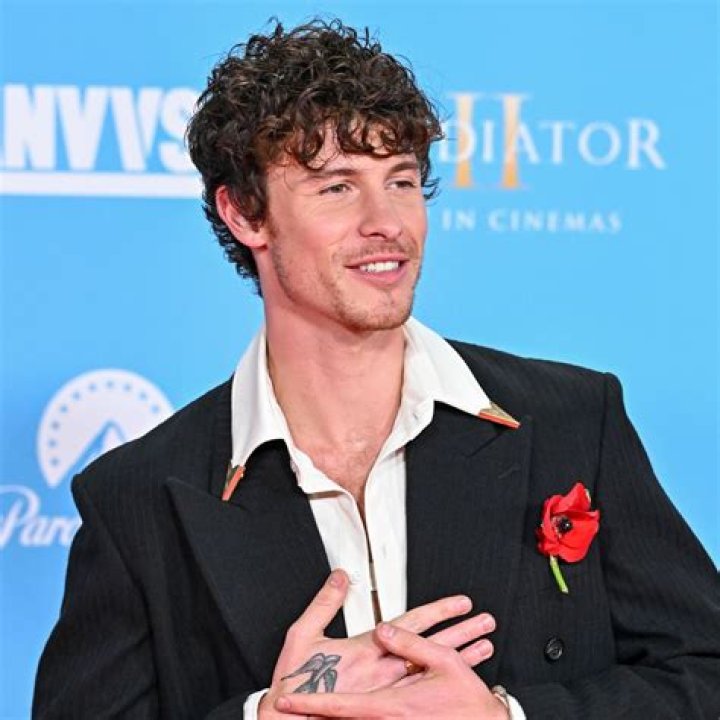 Shawn Mendes Drops Portuguese Version Of ‘In My Blood’ For World Cup – Hollywood Life