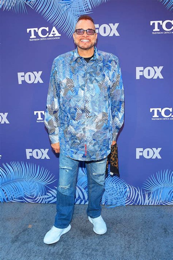 Sinbad Learning To Walk Two Years After Stroke: Photo – Hollywood Life