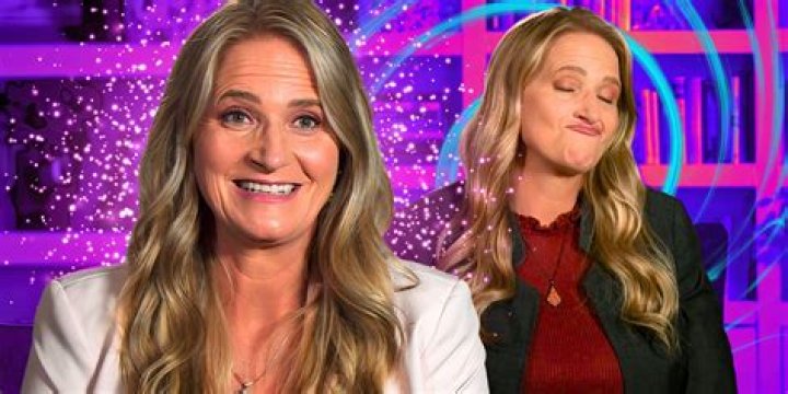 Sister Wives’ Christine Reveals What Kody Texted Her on Valentine’s Day – Hollywood Life