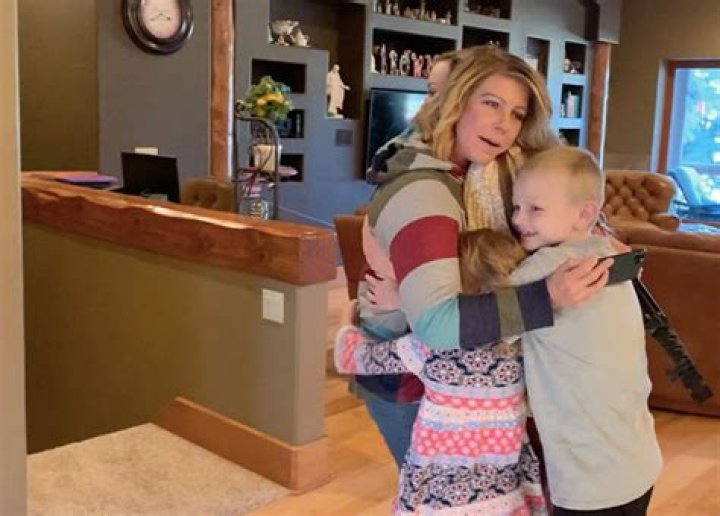 ‘Sister Wives’ Preview: Meri Breaks Down In Tears Reuniting With Robyn’s Kids — Watch