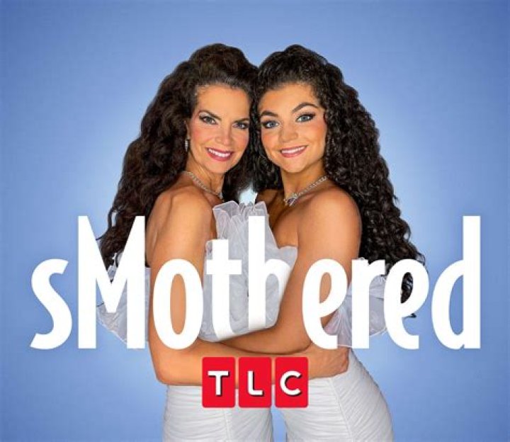 ‘sMothered’ Finale Preview: Kathy & Cristina Fight With Carlo’s Uncle At A Communion — Watch