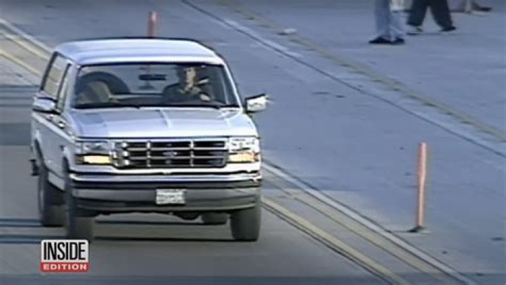 ‘Donald Trump’ Is Chased In A White Bronco Like OJ Simpson – Hollywood Life