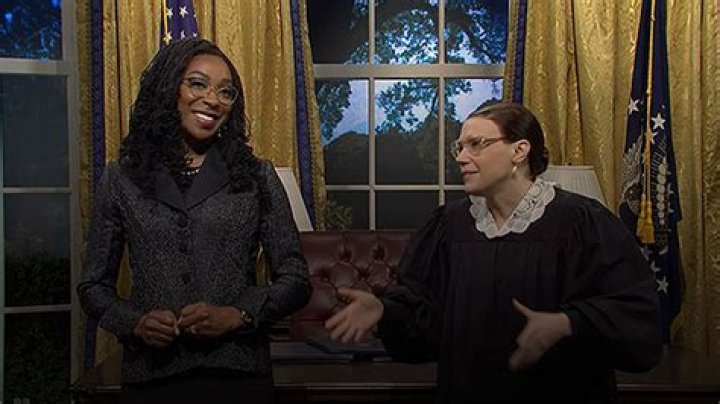 Ego Nwodim’s Ketanji Brown Jackson Meets Kate McKinnon’s Ruth Bader Ginsburg On ‘SNL’: Watch