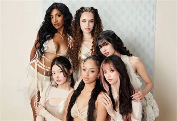 Sophia Bush Outraged Over Urban Outfitters' 'Eat Less' T-Shirt & Calls For A Boycott! Will You Be Joining Her?