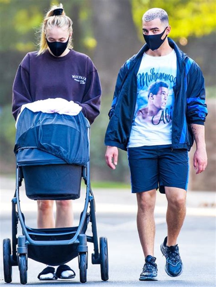 Sophie Turner Rocks Sweats On Walk With Joe Jonas & Baby Willa: Plus, 3 More Of Their Cute Outings