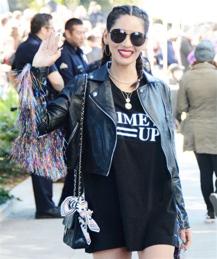 Stars Making A Statement With Their Clothing — Photos