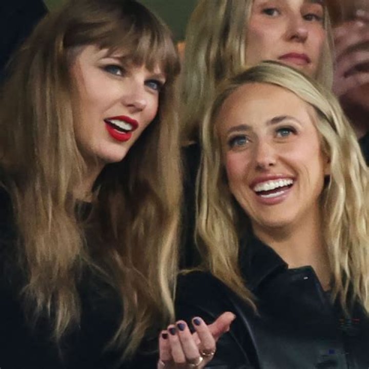 Taylor Swift and Brittany Mahomes ‘Hit It Off’ at Post-Game Party – Hollywood Life