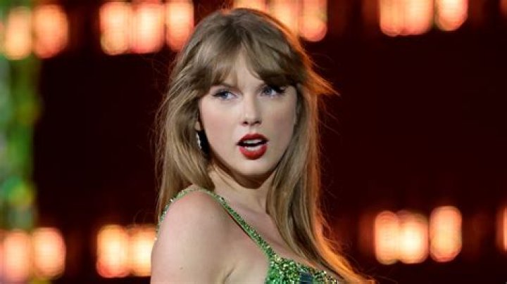 Taylor Swift Shares Wise Advice During Dear Class of 2020 Speech: ‘Expect the Unexpected’