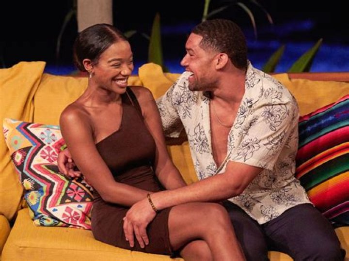 Tayshia & John Paul Jones’ Breakup On ‘Bachelor In Paradise’ – Recap – Hollywood Life