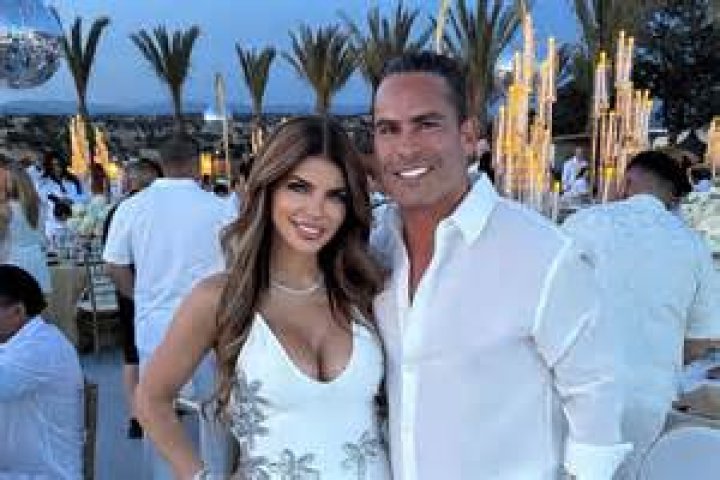 Teresa Giudice’s Husband Grabs Her Backside As She Rocks Pink Bikini On Honeymoon: Photos