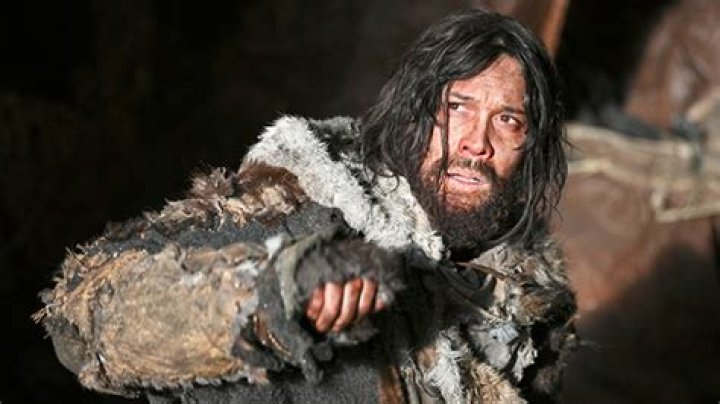 Bellamy’s Alive & Still Missing — Bob Morley Returns – Hollywood Life