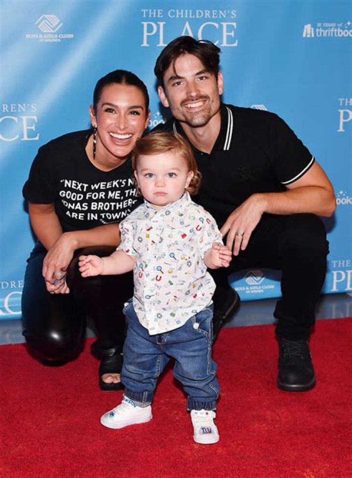 Ashley Iaconetti Pregnant: Bachelor Nation Star Expecting Second Child With Jared Haibon