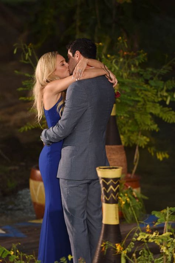 ‘The Bachelor’: Ben Higgins Finale Pics — See The Proposal & More