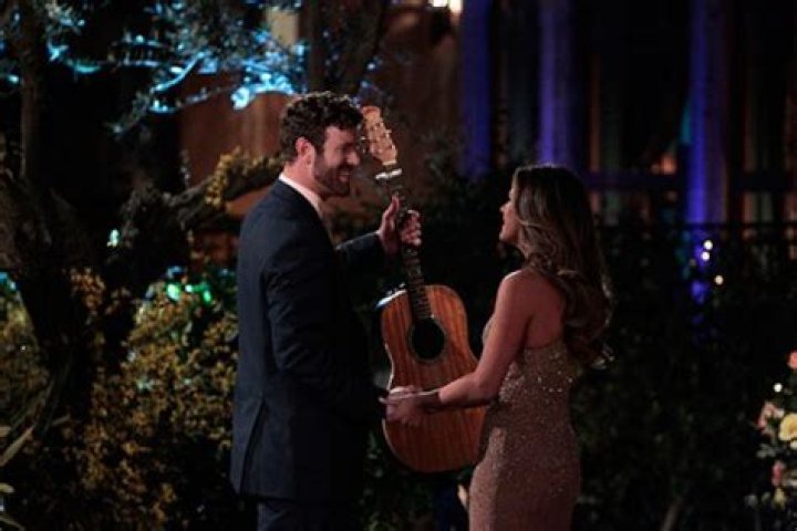 ‘The Bachelorette’ Season 12