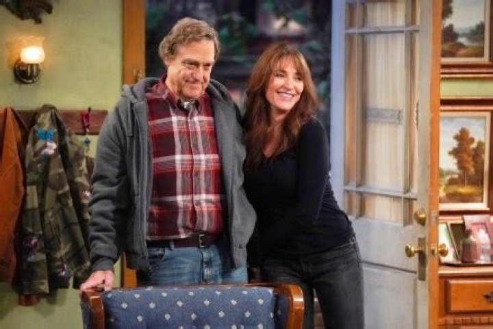 Dan & Louise Wedding, Ben Will Return – Hollywood Life