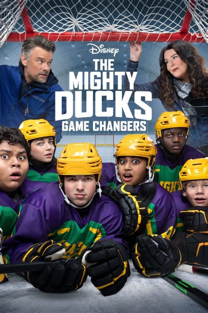 ‘The Mighty Ducks: Game Changers’: Photos – Hollywood Life