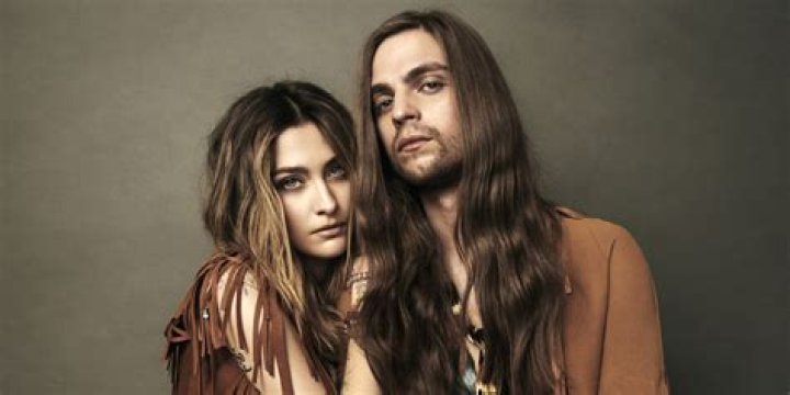 Paris Jackson Makes Her Music Debut With The Soundflowers & Fans Rave Over Her ‘Amazing Voice’
