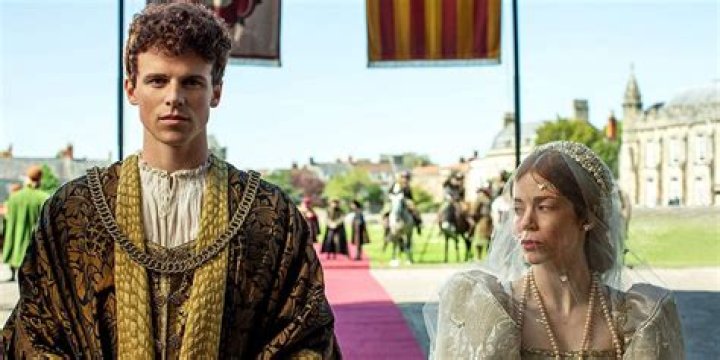 Season 2 Explores Catherine & Henry’s Love – Hollywood Life