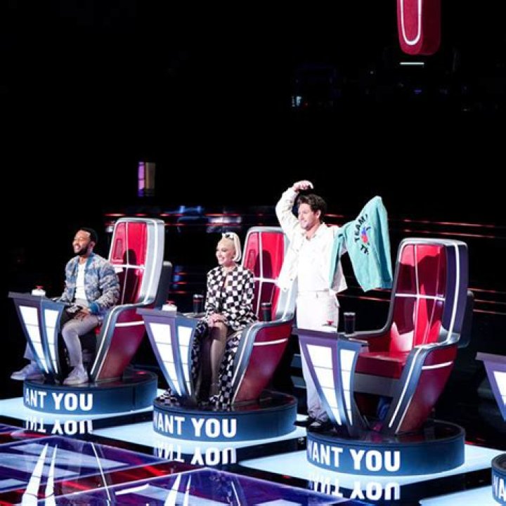 Nini Iris’ Blind Audition Is ‘Winner’ Material – Hollywood Life