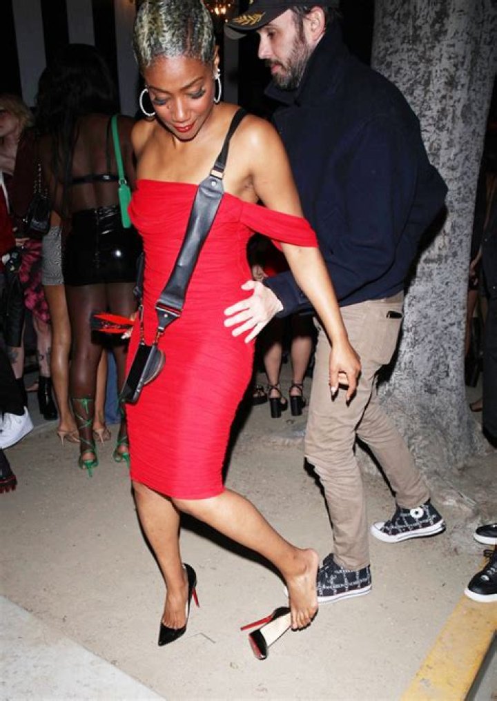 Tiffany Haddish Loses Shoe In Wardrobe Malfunction On Dinner Date – Hollywood Life