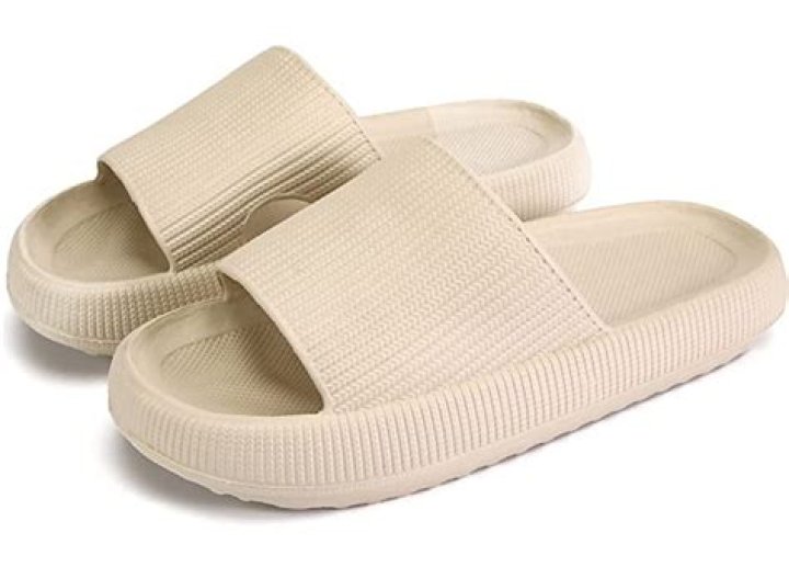 The TikTok-Famous Cloud Slippers Are 40% Off Right Now