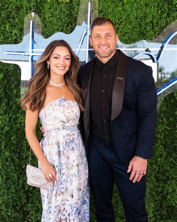 Tim Tebow & Demi-Leigh Nel-Peters: Photos – Hollywood Life