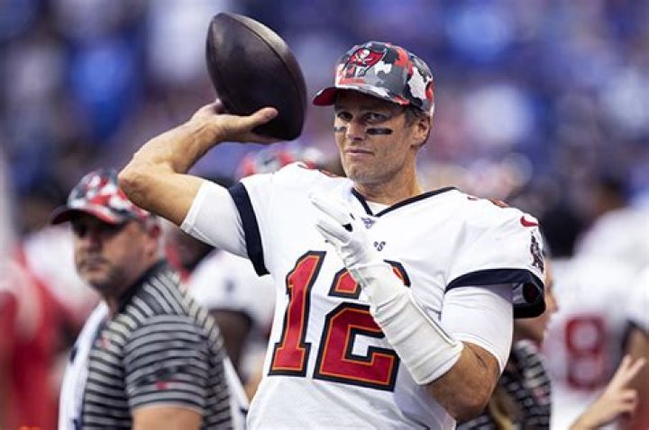 Dealing With ‘Challenges’ – Hollywood Life