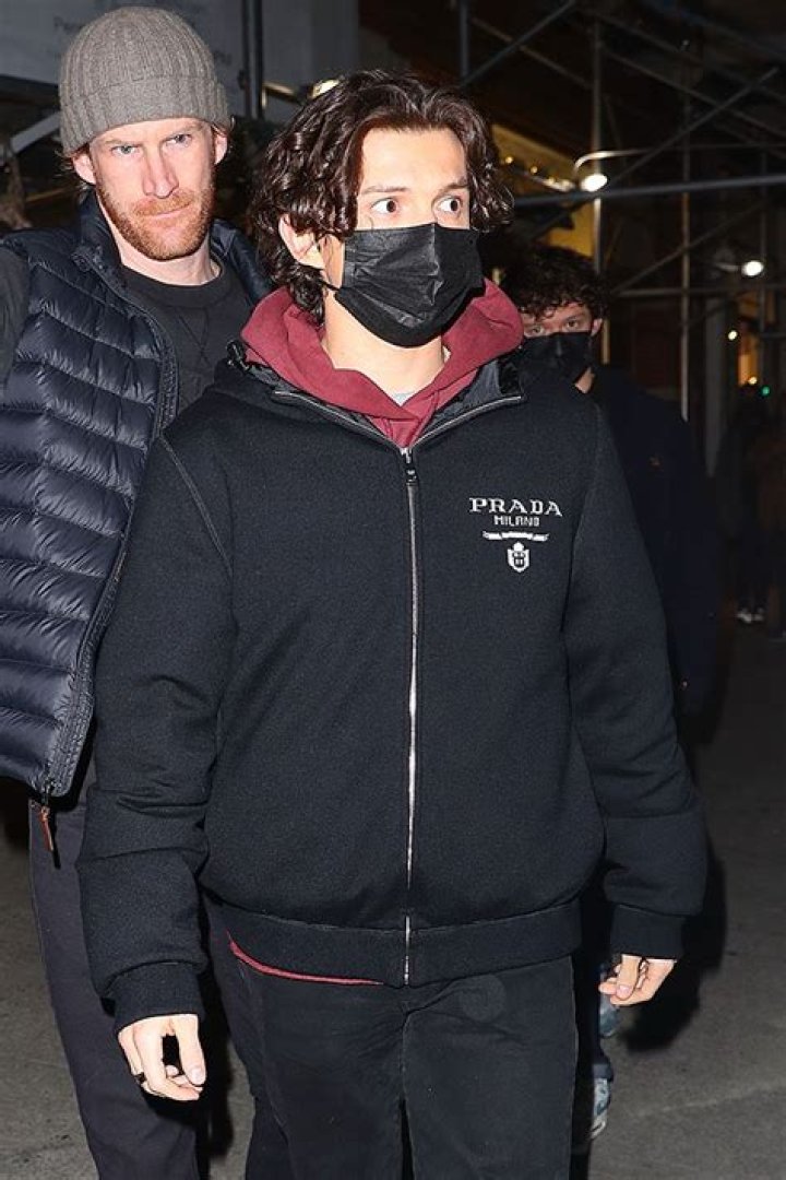 Tom Holland & Zendaya Spotted At New York Rangers Game In NYC — New Photos