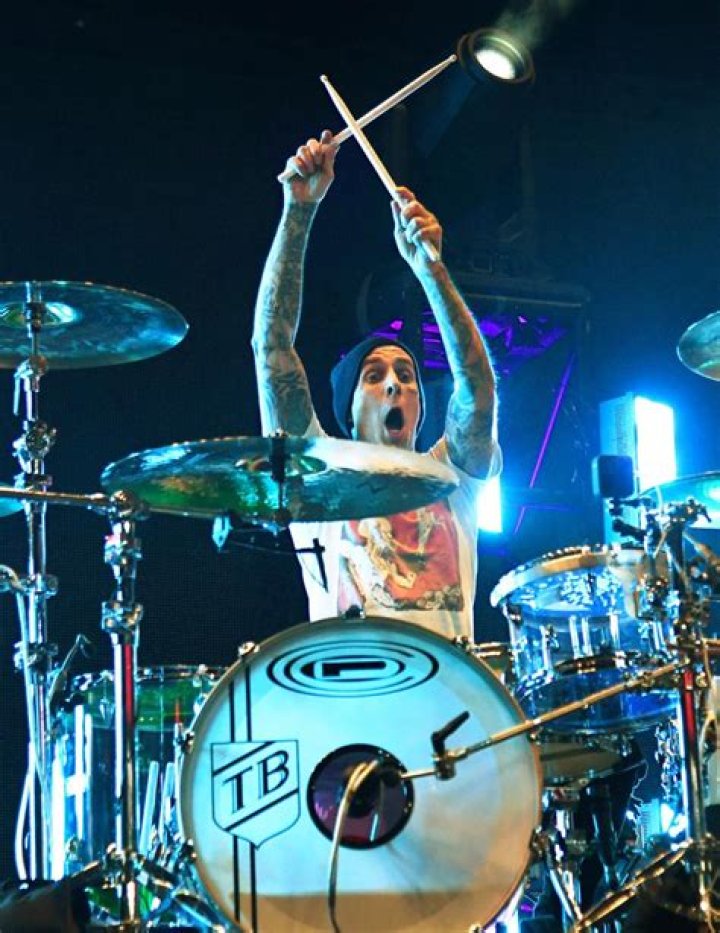 Travis Barker Blasted for Practicing Drums While Kourtney Was in Labor – Hollywood Life