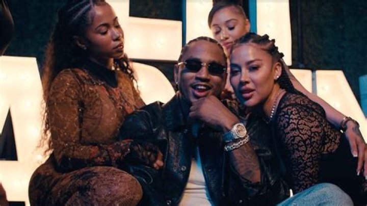 Trey Songz Co-Stars With Son Noah, 1, In Music Video ‘I Know A Love’ – Hollywood Life