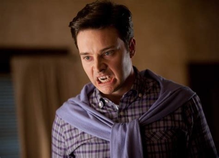 [SPOILER] Who Made Steve Newlin A Vampire? True Blood’s Michael McMillian Speaks – Hollywood Life