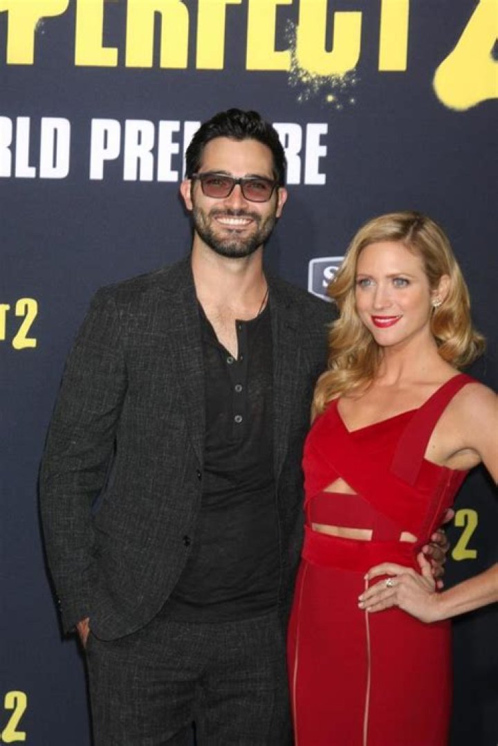 [PIC] Tyler Hoechlin & Brittany Snow Stun At ‘Pitch Perfect 2’ Premiere – Hollywood Life