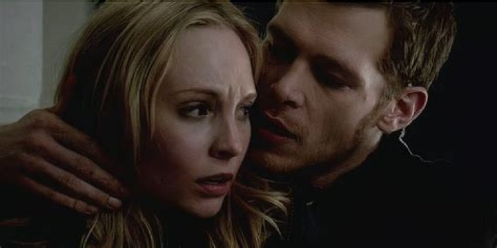 Klaus & Hayley Have Sex — Season 4 Episode 16 Recap – Hollywood Life