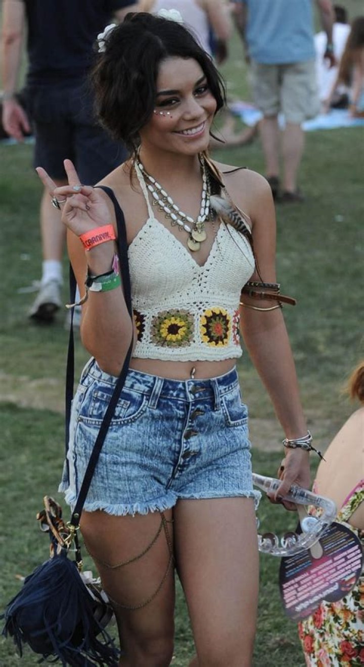 Get Vanessa Hudgens’ Entire Outfit For $175: SHOP Her Crop Top & Skirt