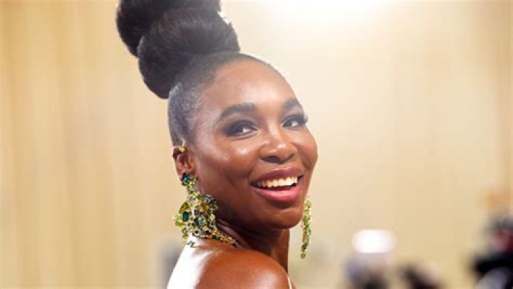 Venus Williams Proud Of ‘Honest & Vulnerable’ Way Simone Biles & Naomi Osaka Tackling Mental Health