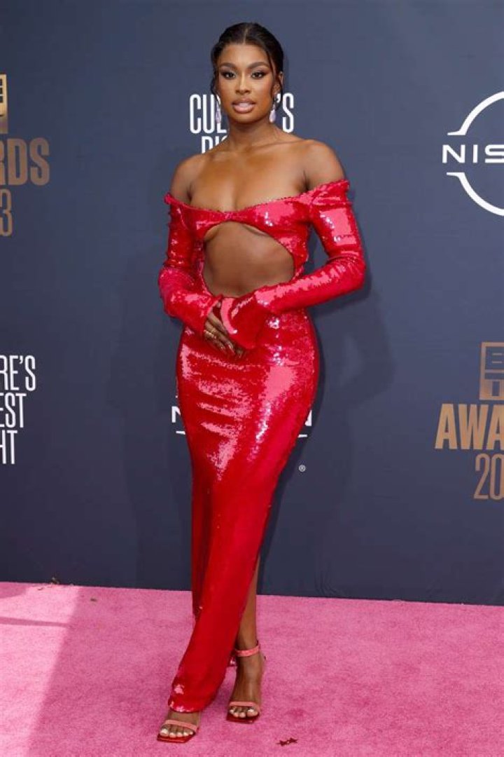 Victoria Monet’s Video For ‘New Love’ — Watch The Fun-Loving Visual – Hollywood Life