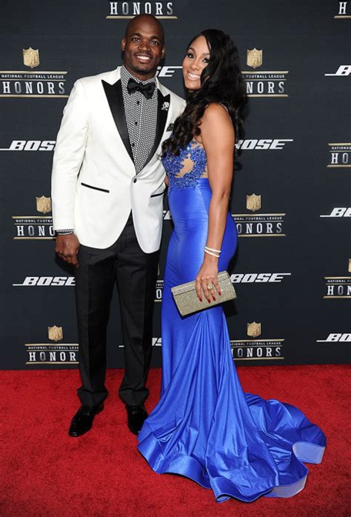 [PHOTOS] Who Is Adrian Peterson’s Son’s Mother? — Identity Revealed – Hollywood Life