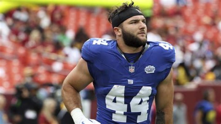 Cameron Smith: 5 Things To Know About NFL Star Needing Open Heart Surgery After COVID-19 Diagnosis