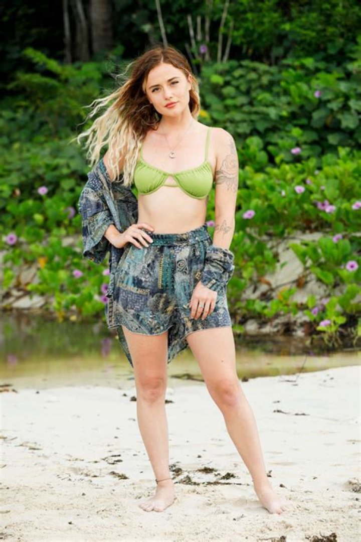 Who Is Cassidy Clark? Facts About ‘Survivor’ Contestant – Hollywood Life